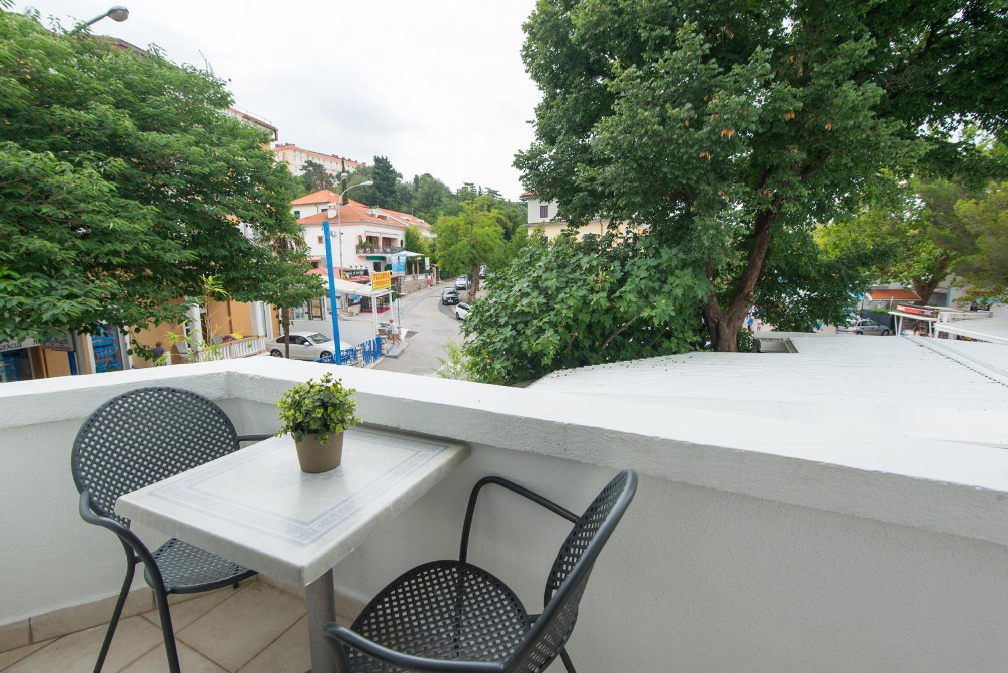 B&B Galija Crikvenica Exterior foto